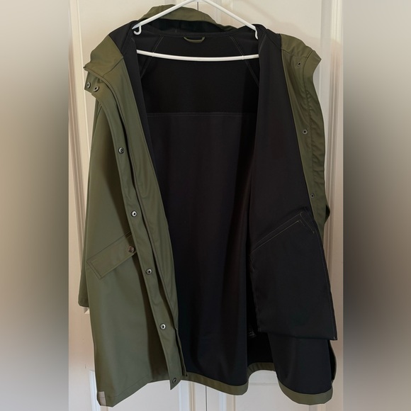 JARDINES DOMAINE green olive rain coat, collaboration with Sammy Sylvester - Picture 8 of 8